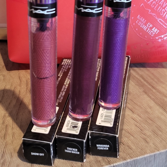 Mac nueroprine makeup bag and makeup - Picture 2 of 7